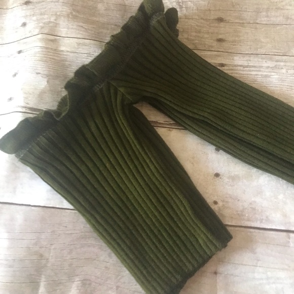 Crop top - Picture 2 of 4